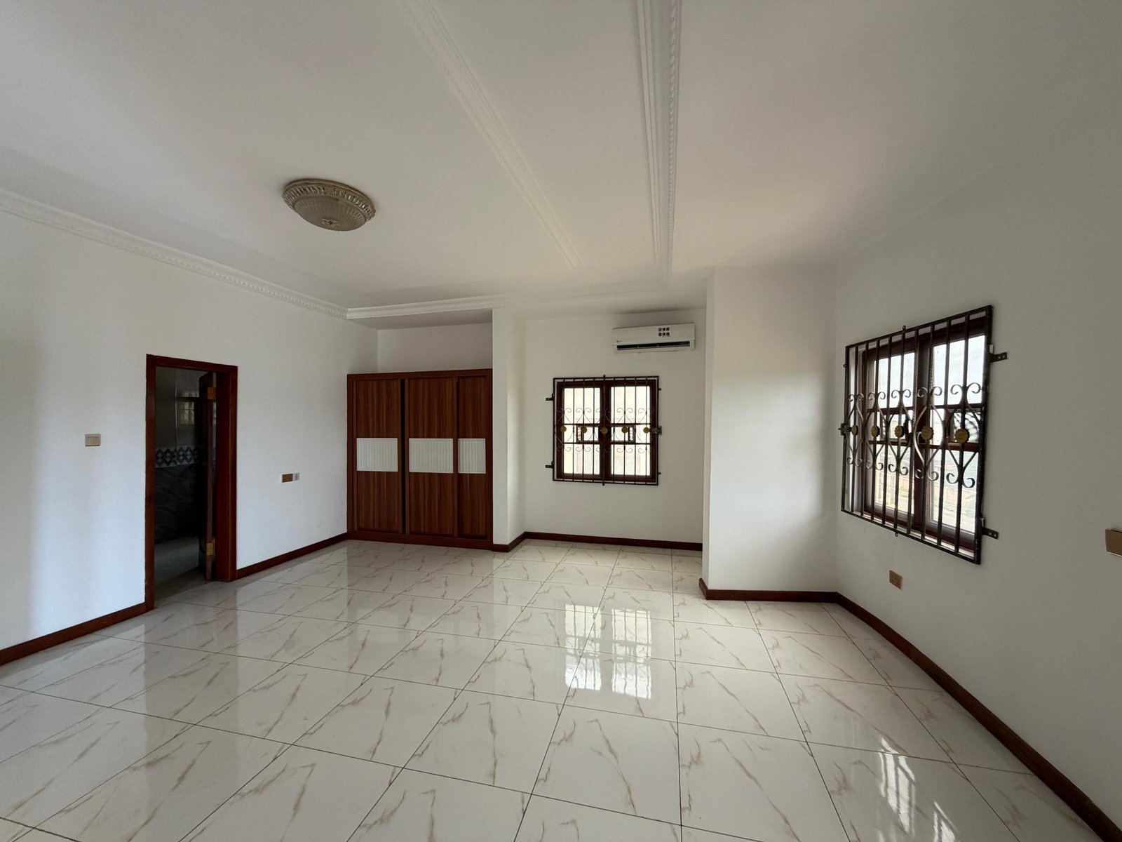 listing1